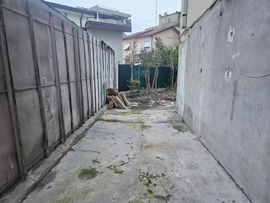 Immagine 12 di Appartamento in vendita  in via sicilia 24 a Rimini