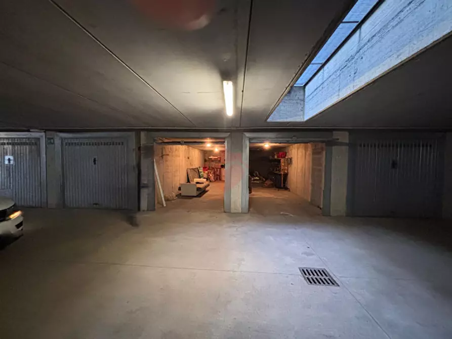 Immagine 1 di Garage in vendita  in Via Don Moletta 1 a Vaprio D'adda