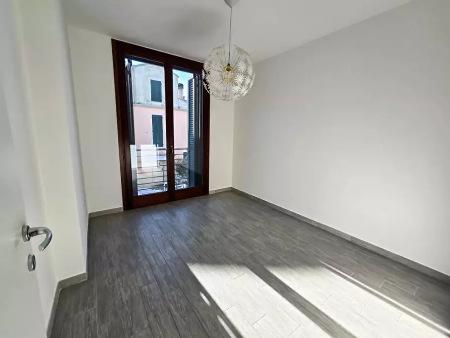 Immagine 11 di Villetta a schiera in vendita  in Via della Palazzina a Urbania