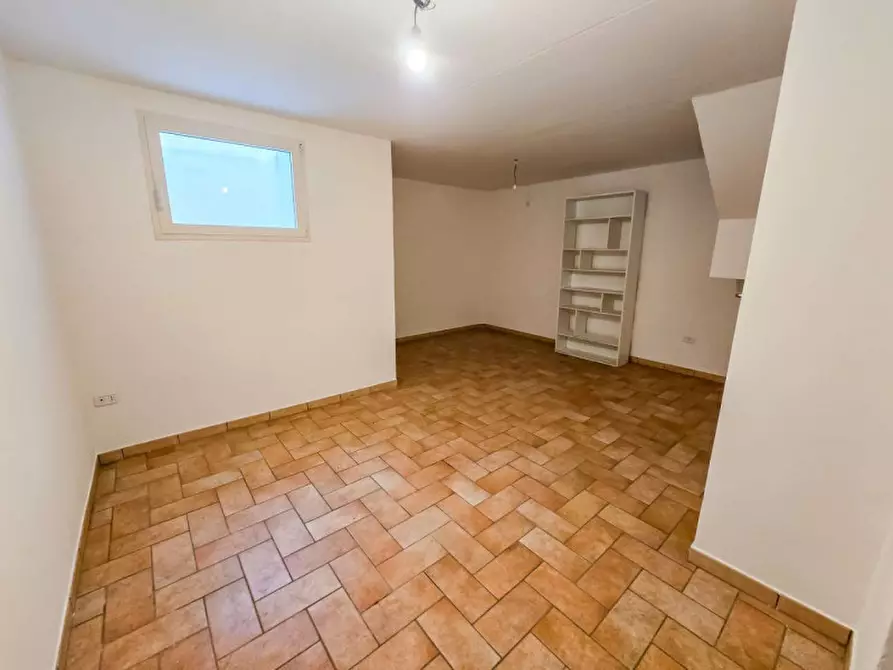 Immagine 16 di Villetta a schiera in vendita  in Via della Palazzina a Urbania