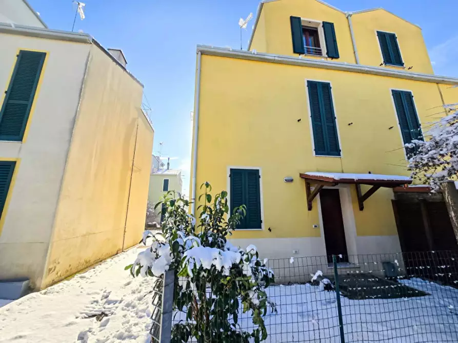 Immagine 24 di Villetta a schiera in vendita  in Via della Palazzina a Urbania