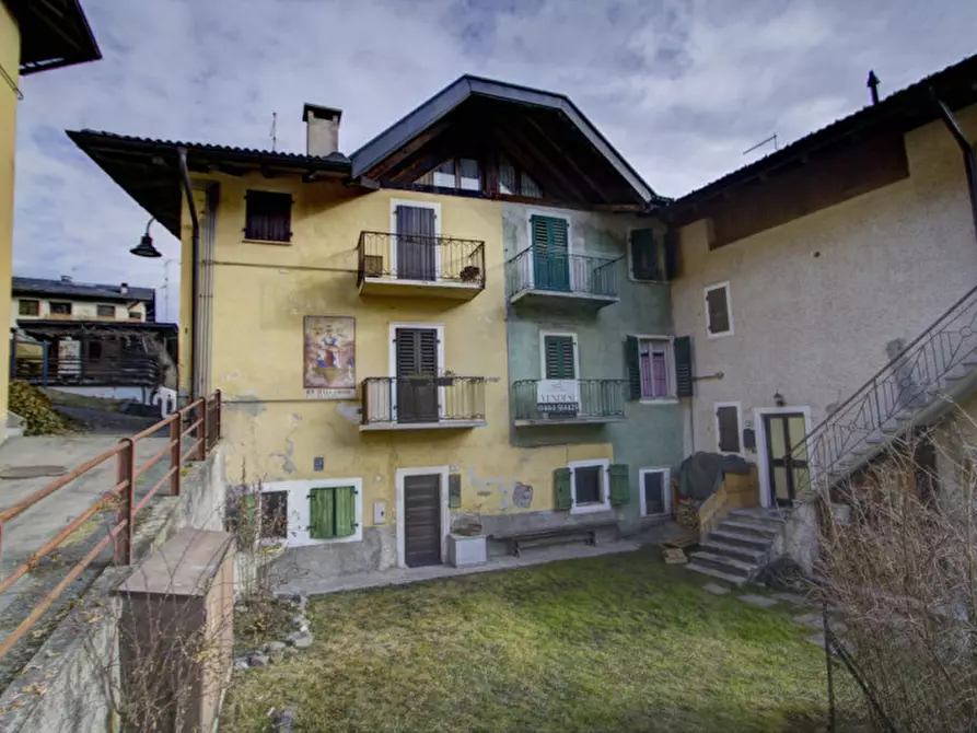 Immagine 1 di Appartamento in vendita  in Via Conci a Porte Di Rendena