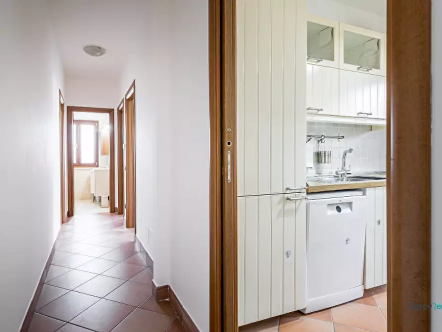 Immagine 8 di Appartamento in affitto  in Via Pomarolo a Roma