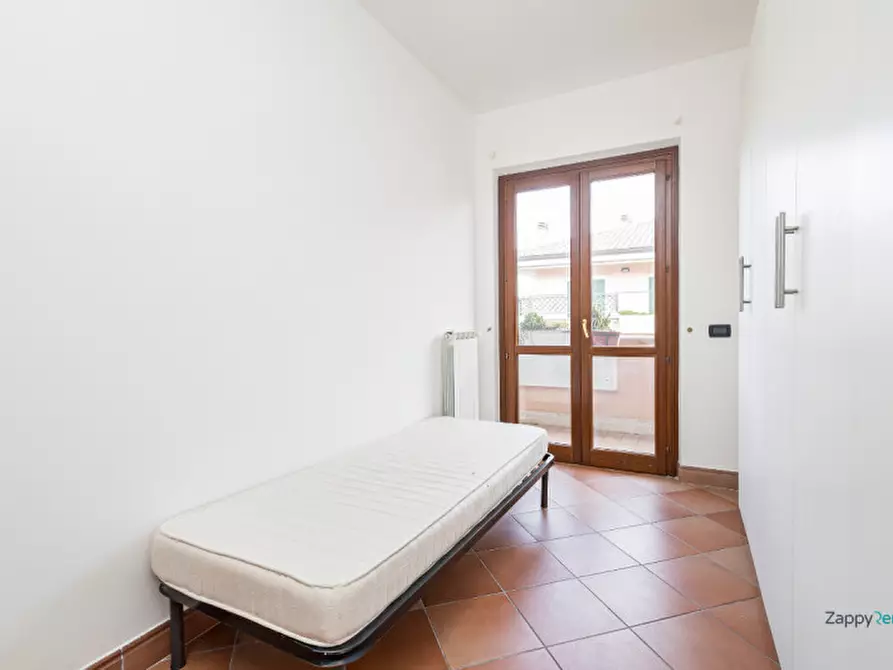 Immagine 16 di Appartamento in affitto  in Via Pomarolo a Roma