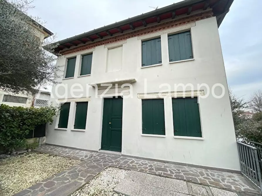 Immagine 1 di Casa indipendente in vendita  in Via degli Spalti 15 a Portogruaro