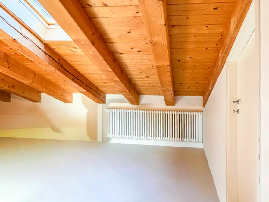 Immagine 20 di Appartamento in vendita  in Via Giorgione a Asolo