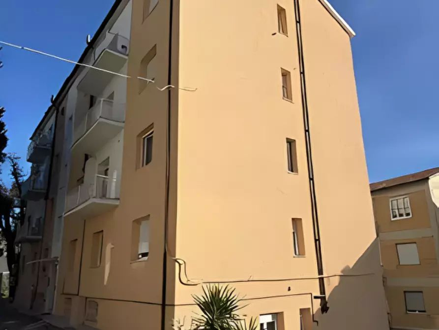 Immagine 4 di Appartamento in vendita  in via Lorenzo Lotto 8 a Recanati