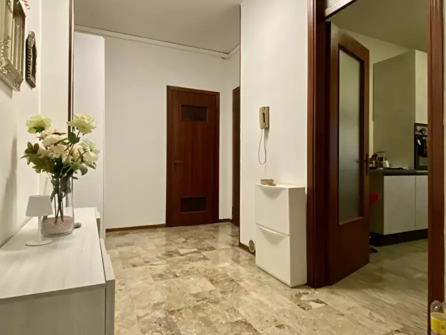 Immagine 5 di Appartamento in vendita  in Via dei Bersaglieri a Torri Di Quartesolo