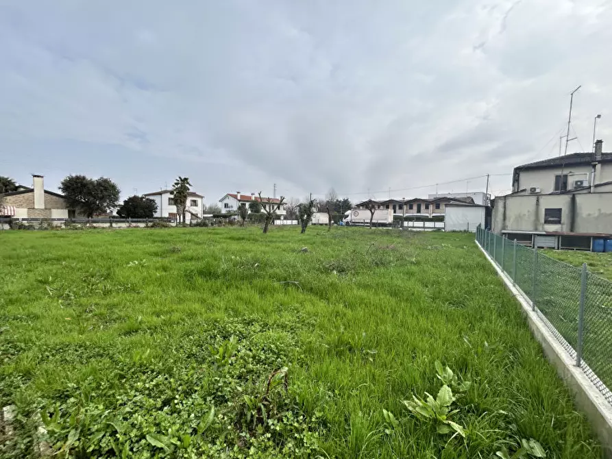 Immagine 12 di Terreno in vendita  in Via baldana a Fiesso D'artico