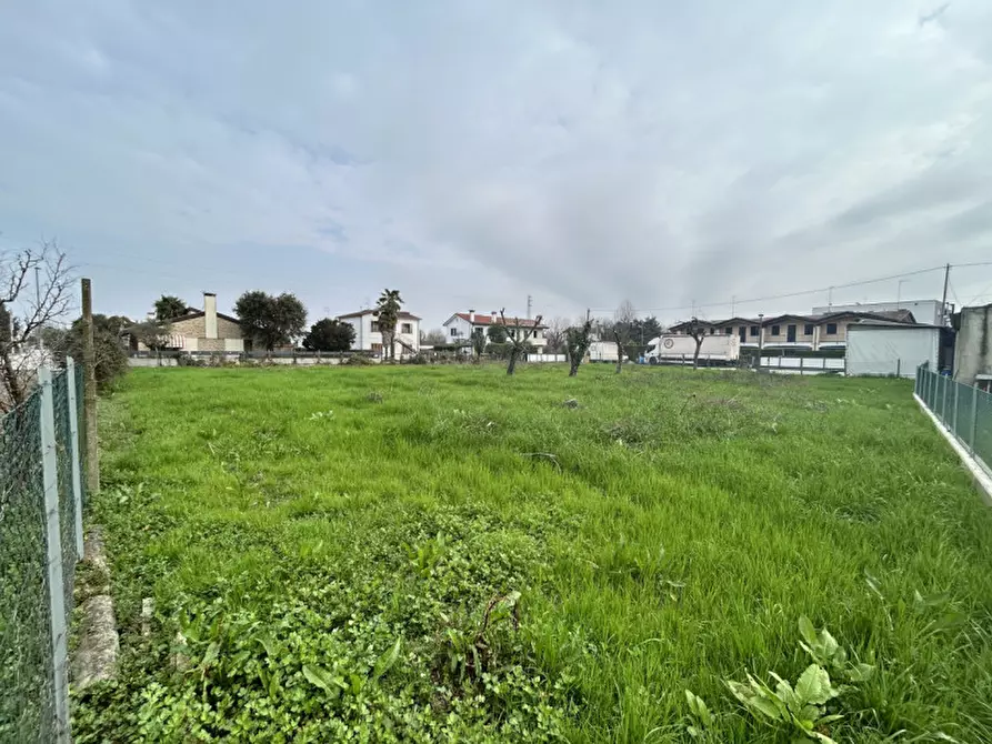 Immagine 13 di Terreno in vendita  in Via baldana a Fiesso D'artico