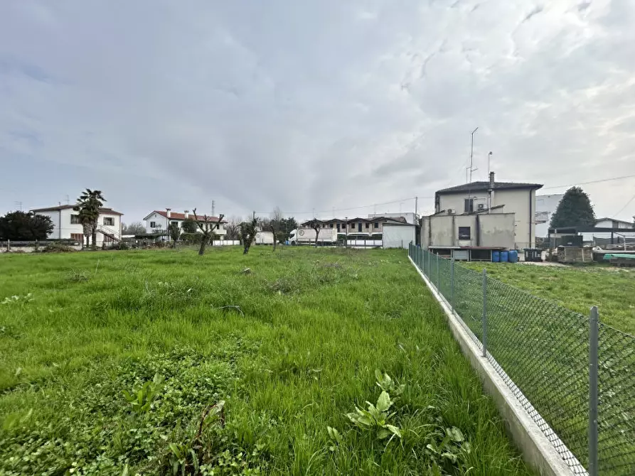Immagine 14 di Terreno in vendita  in Via baldana a Fiesso D'artico