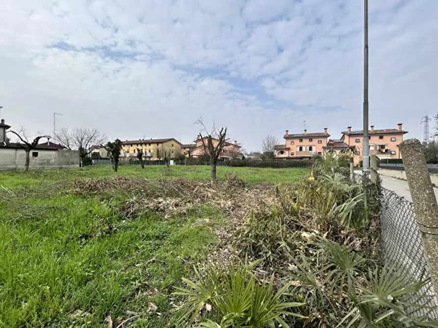 Immagine 27 di Terreno in vendita  in Via baldana a Fiesso D'artico