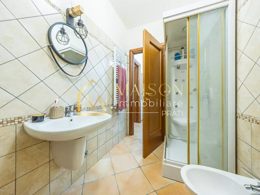 Immagine 18 di Villetta a schiera in vendita  in Via Busachi a Roma