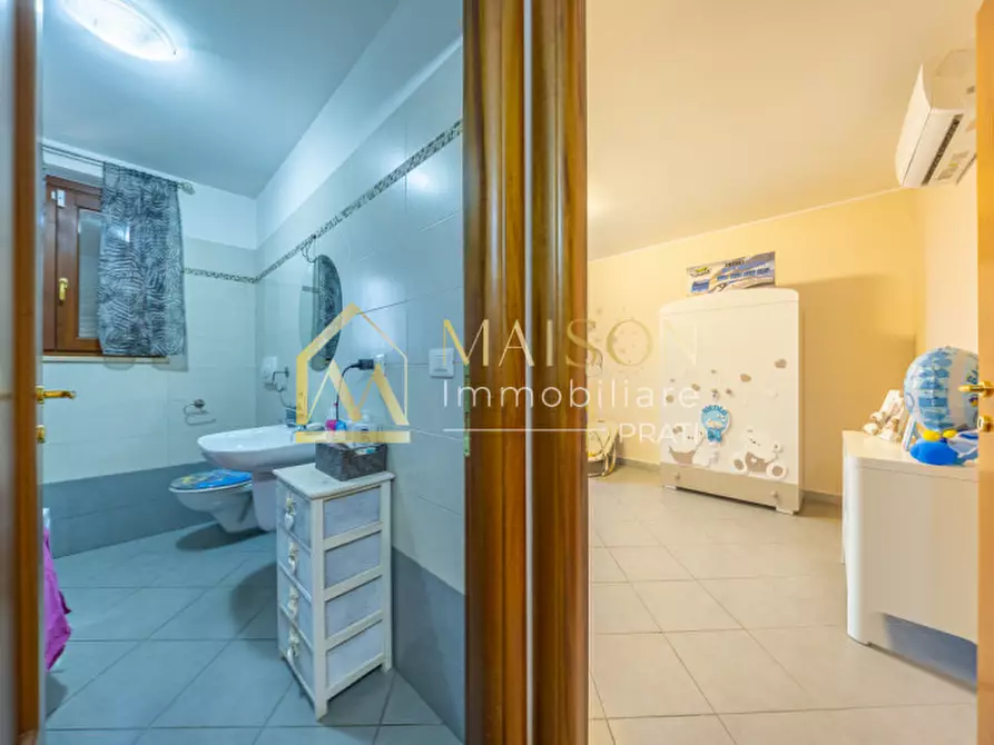 Immagine 41 di Villetta a schiera in vendita  in Via Busachi a Roma