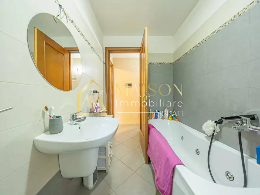 Immagine 49 di Villetta a schiera in vendita  in Via Busachi a Roma