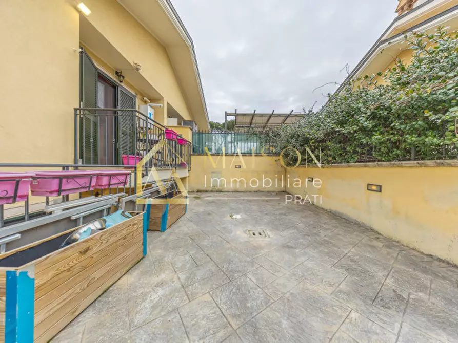 Immagine 53 di Villetta a schiera in vendita  in Via Busachi a Roma