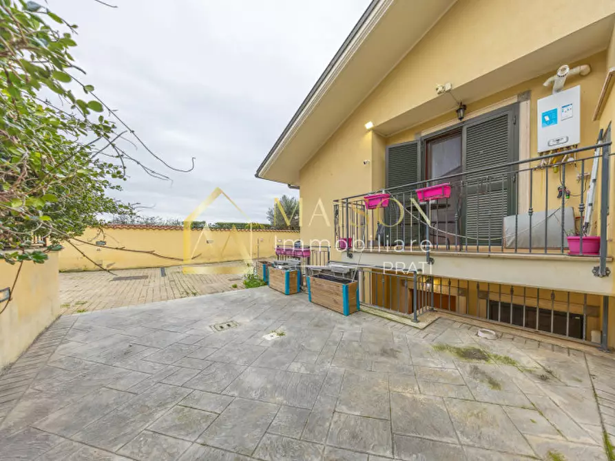 Immagine 54 di Villetta a schiera in vendita  in Via Busachi a Roma