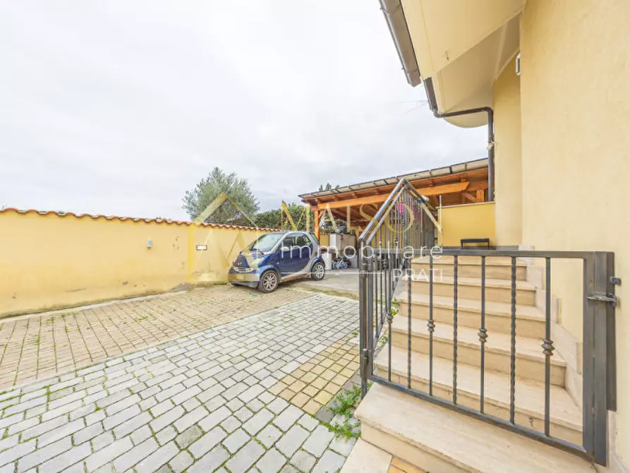 Immagine 56 di Villetta a schiera in vendita  in Via Busachi a Roma