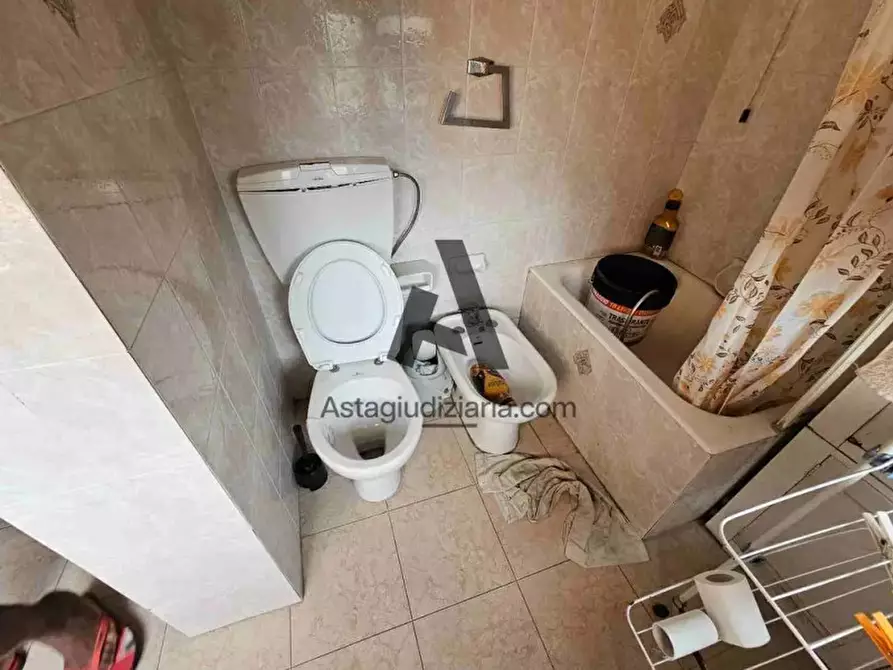 Immagine 10 di Appartamento in vendita  in Via G. Rossini,81 a Vignola