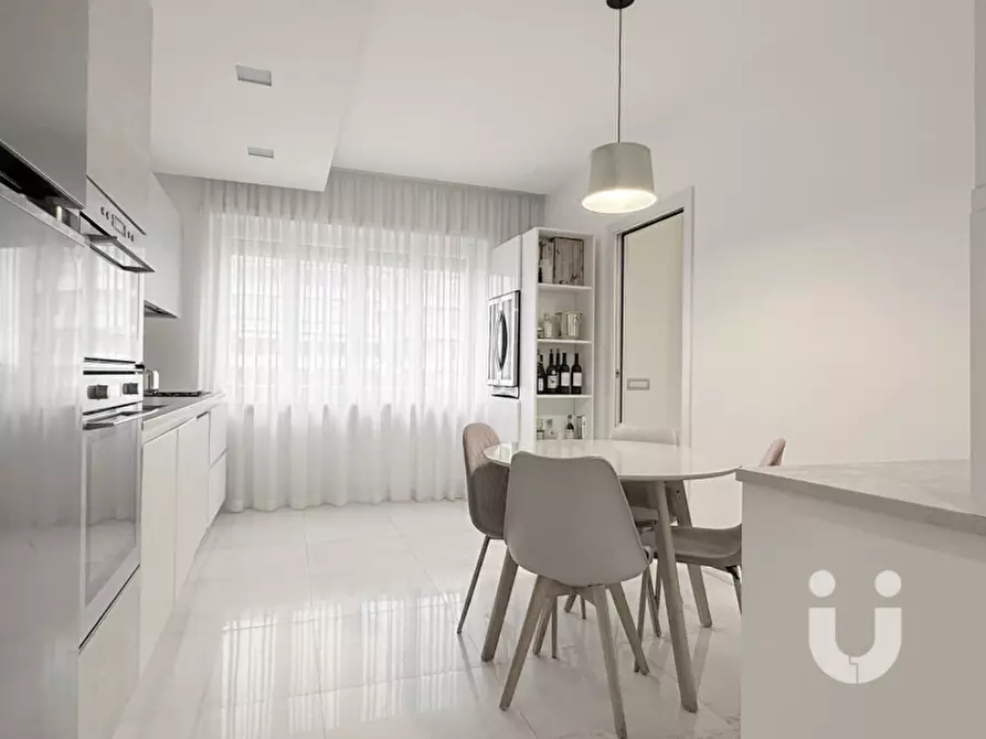 Immagine 11 di Appartamento in vendita  in Via Elio Vittorini a Roma