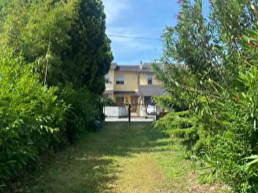 Immagine 4 di Appartamento in vendita  in Via Bologna a Torri Di Quartesolo