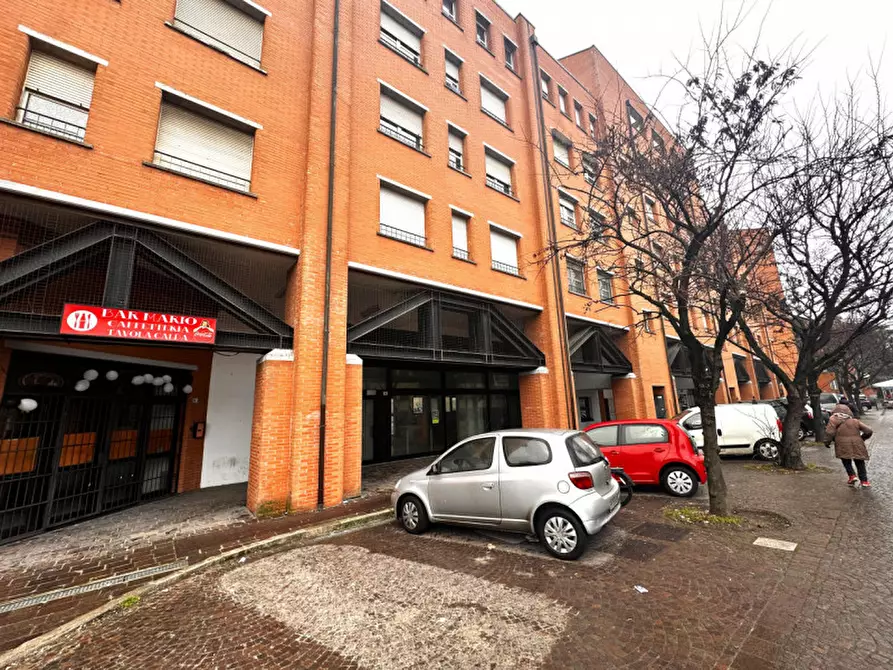 Immagine 5 di Attività commerciale in vendita  in via Dell'Artigiano a Bologna