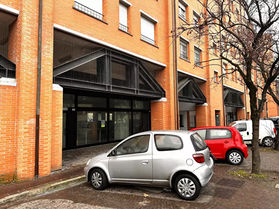 Immagine 7 di Attività commerciale in vendita  in via Dell'Artigiano a Bologna