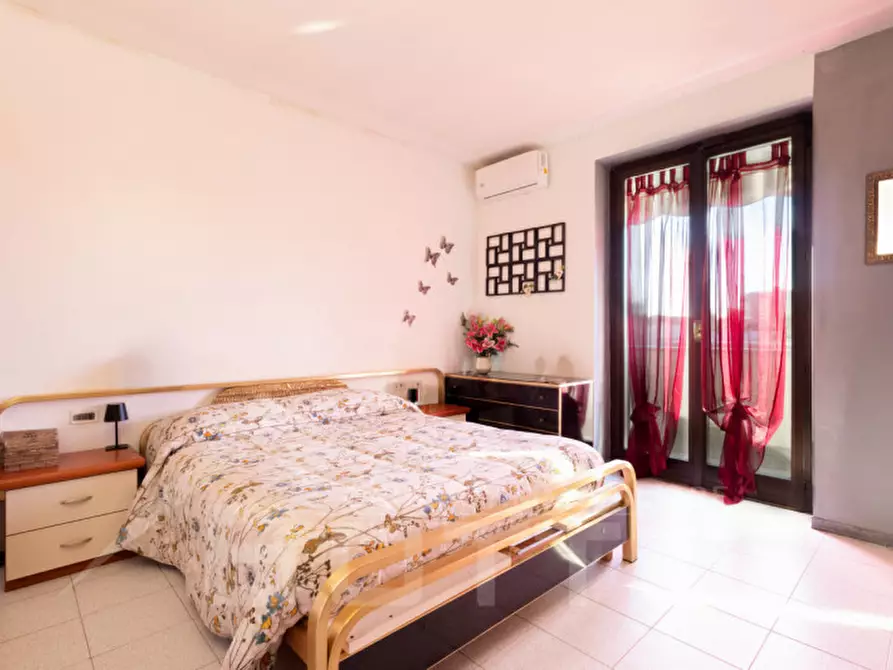 Immagine 3 di Appartamento in vendita  in VIA MATTEOTTI 78 a Lonate Pozzolo