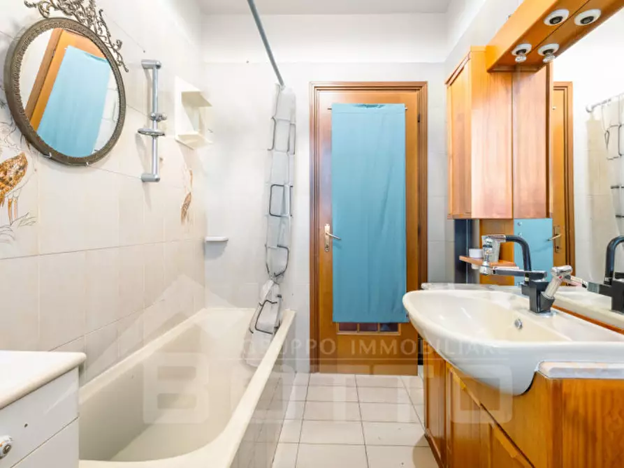 Immagine 12 di Appartamento in vendita  in VIA MATTEOTTI 78 a Lonate Pozzolo