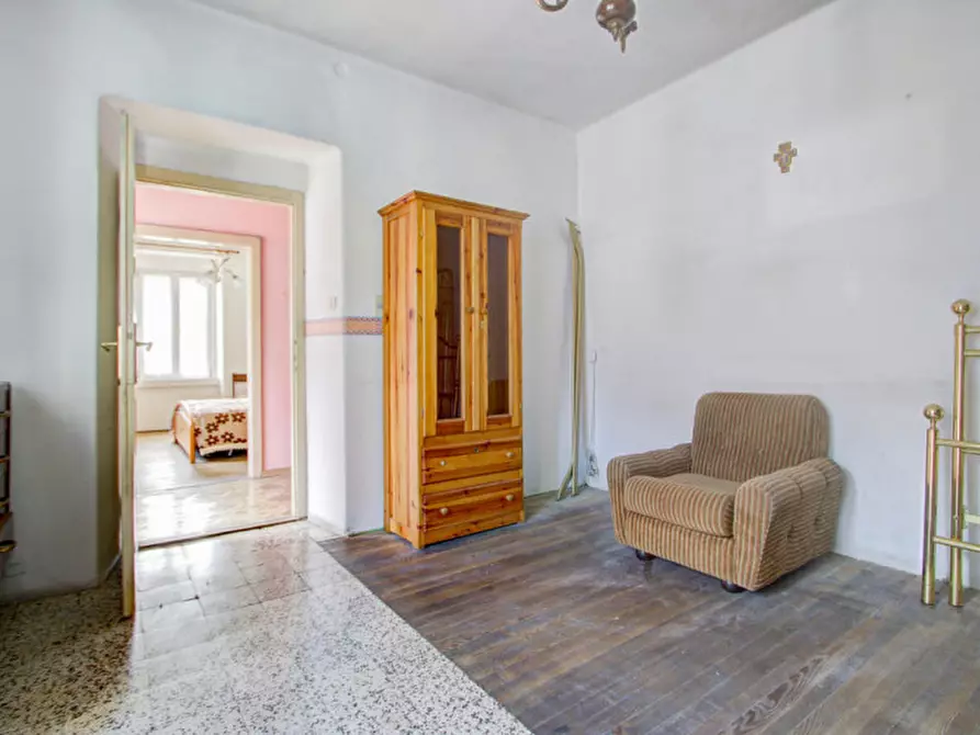 Immagine 5 di Appartamento in vendita  in Via santi Fabiano e Sebastiano a Porte Di Rendena