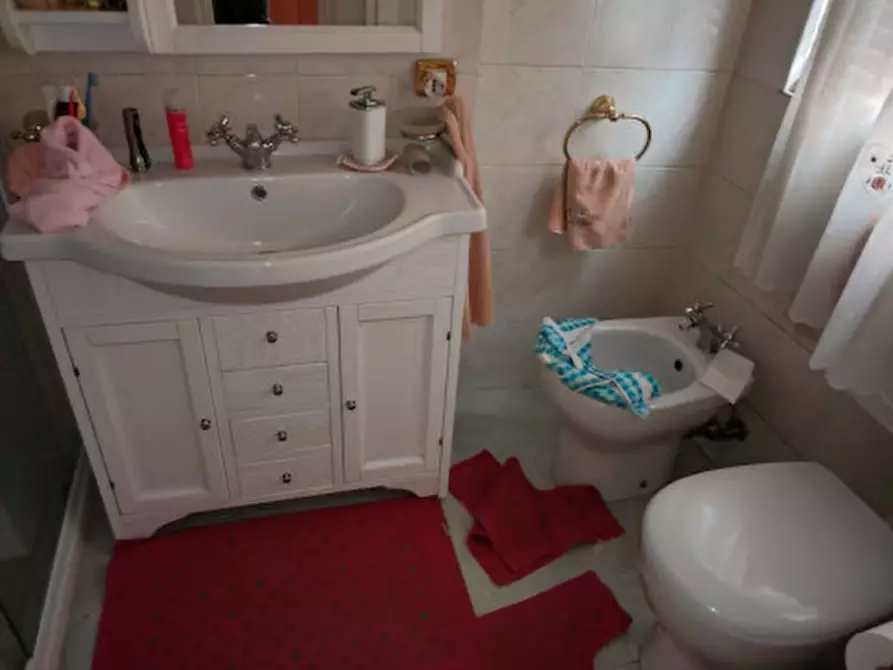 Immagine 11 di Appartamento in vendita  a Padova