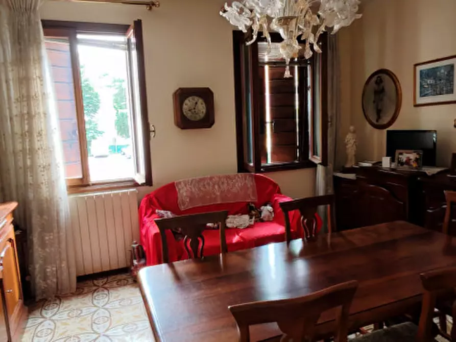 Immagine 12 di Appartamento in vendita  a Padova