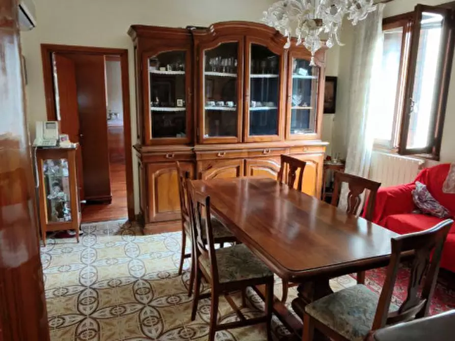 Immagine 17 di Appartamento in vendita  a Padova