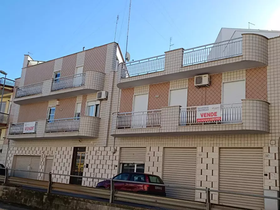 Immagine 1 di Appartamento in vendita  in Via Palmiro Togliatti, 50 a Andria