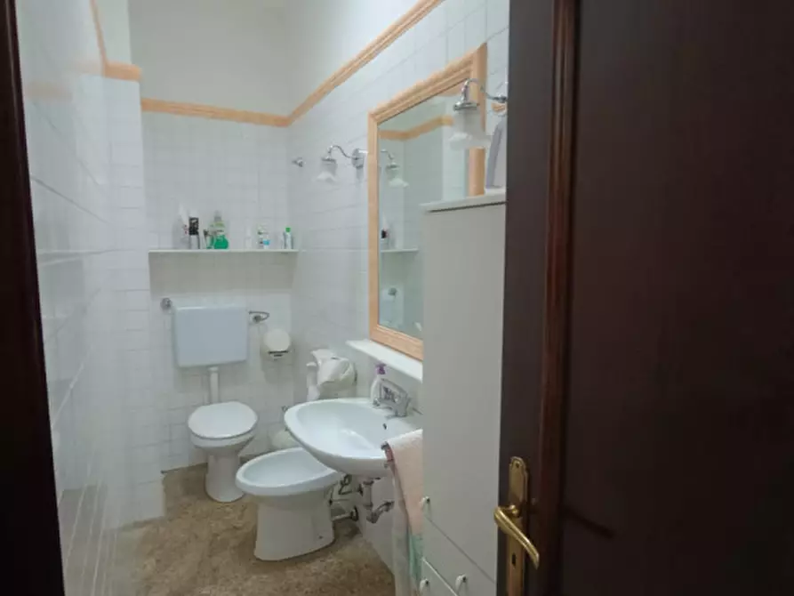 Immagine 14 di Appartamento in vendita  in Via Palmiro Togliatti, 50 a Andria