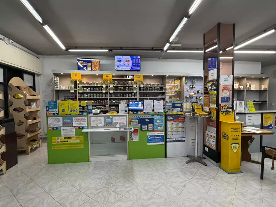 Immagine 7 di Attività commerciale in vendita  in Via Modica Sorda a Modica