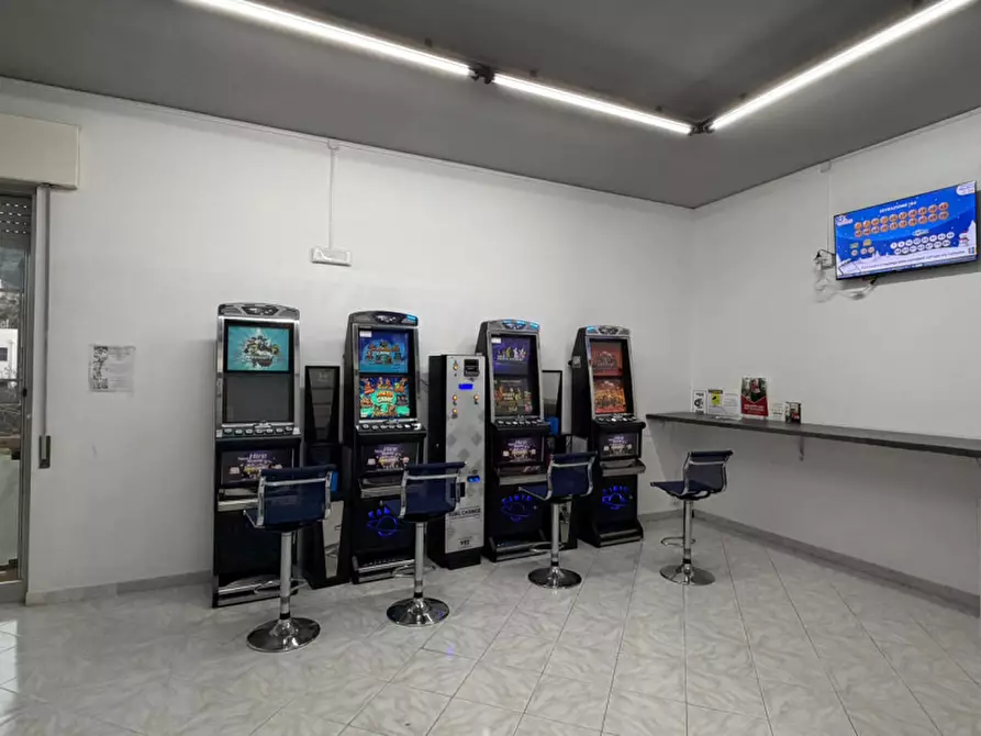 Immagine 9 di Attività commerciale in vendita  in Via Modica Sorda a Modica