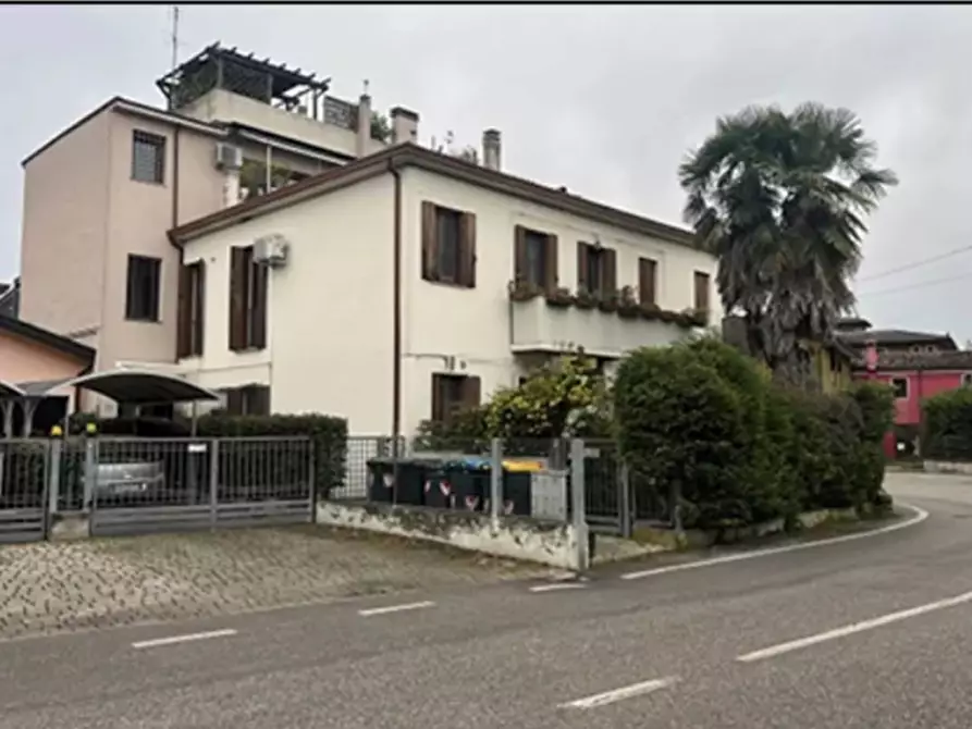 Immagine 1 di Appartamento in vendita  in via fornaci, 192 a Padova