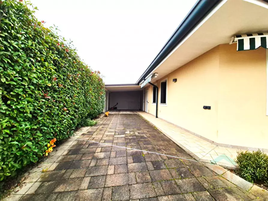 Immagine 5 di Casa bifamiliare in vendita  in VIA DURAN 3 a Ruda