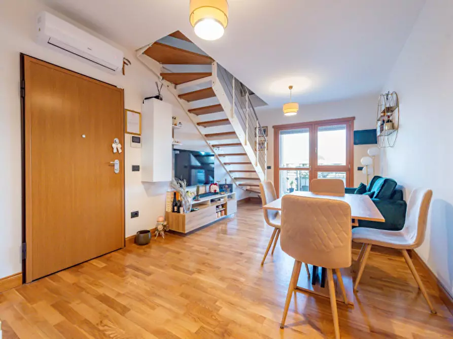 Immagine 2 di Appartamento in vendita  in VIA GOLFO DEL TIGULLIO 37 a Roma