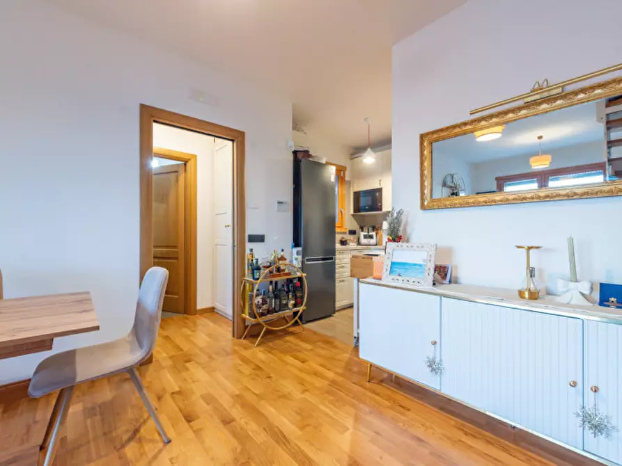 Immagine 5 di Appartamento in vendita  in VIA GOLFO DEL TIGULLIO 37 a Roma