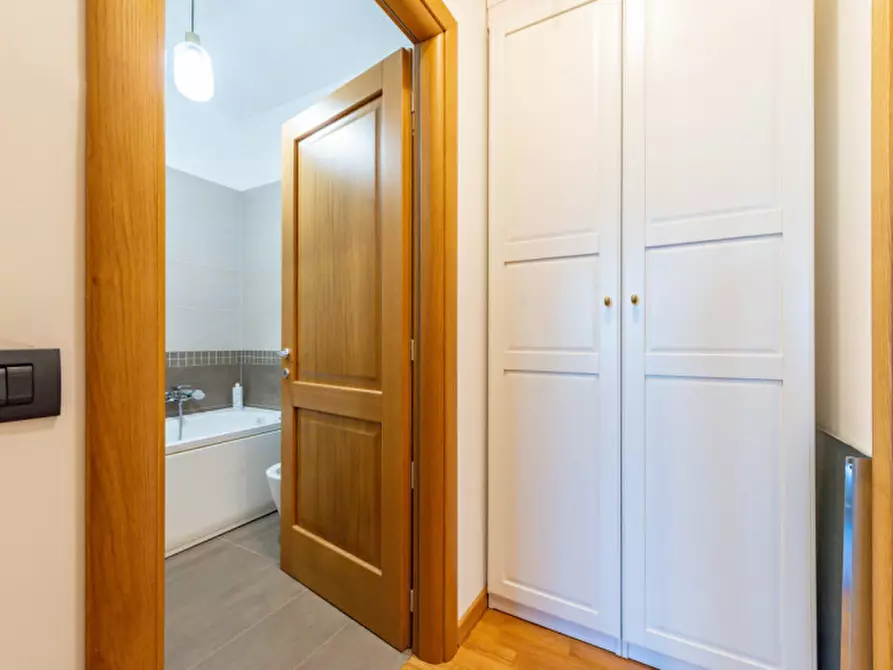 Immagine 14 di Appartamento in vendita  in VIA GOLFO DEL TIGULLIO 37 a Roma