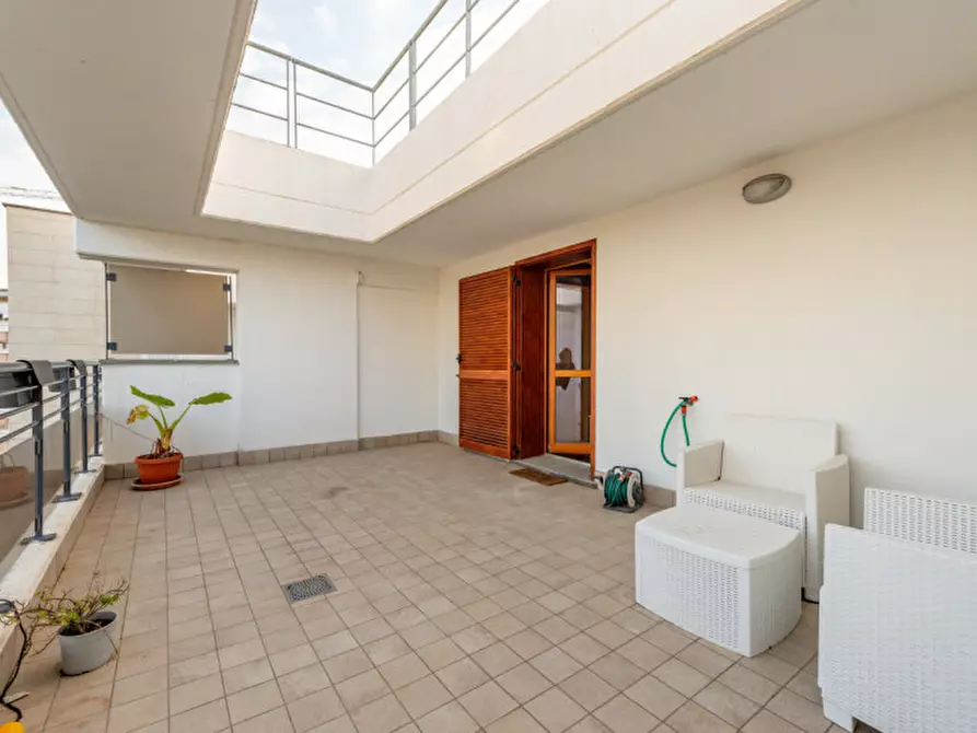 Immagine 30 di Appartamento in vendita  in VIA GOLFO DEL TIGULLIO 37 a Roma