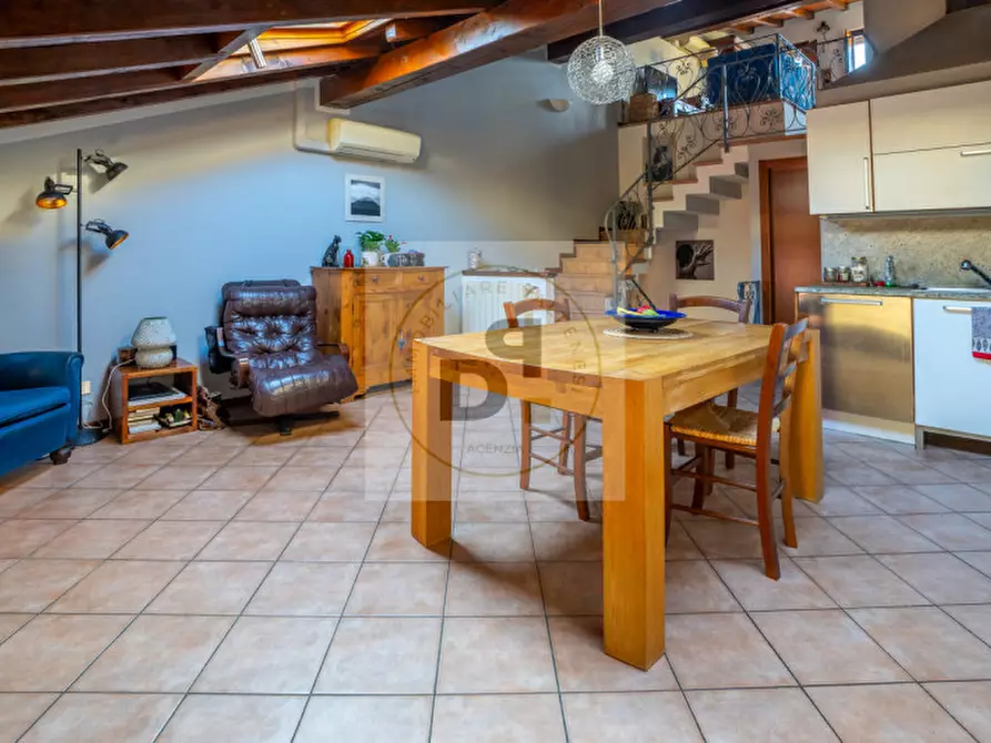 Immagine 3 di Appartamento in vendita  in gasparo a Salò