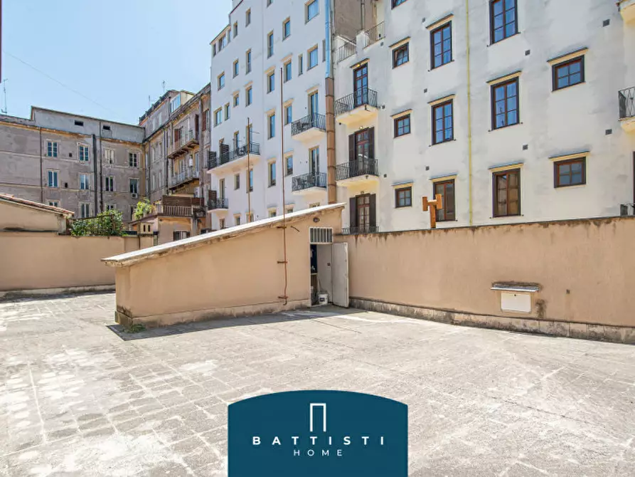 Immagine 13 di Appartamento in vendita  in Via Gaeta a Roma