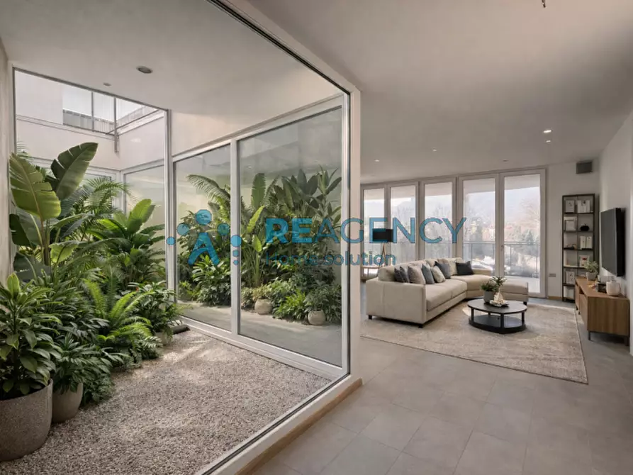 Immagine 3 di Attico in vendita  in Via Istria a Schio