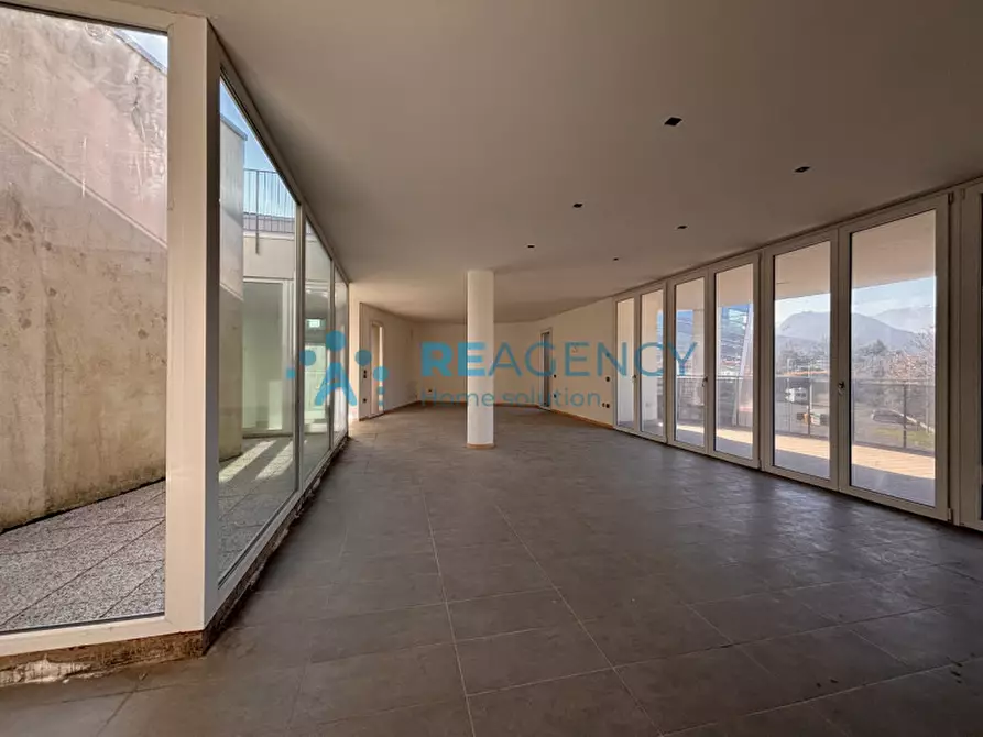 Immagine 14 di Attico in vendita  in Via Istria a Schio