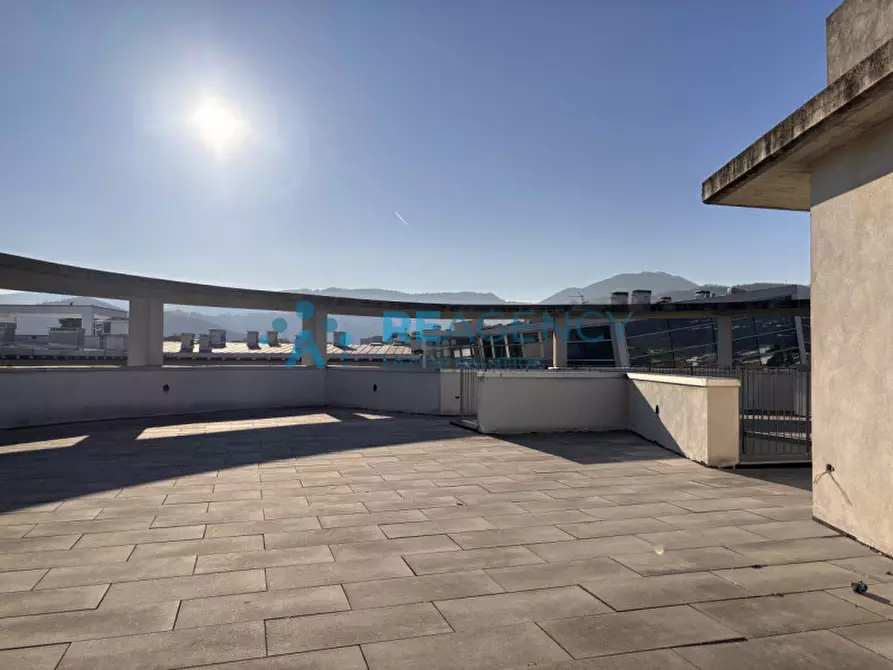 Immagine 18 di Attico in vendita  in Via Istria a Schio