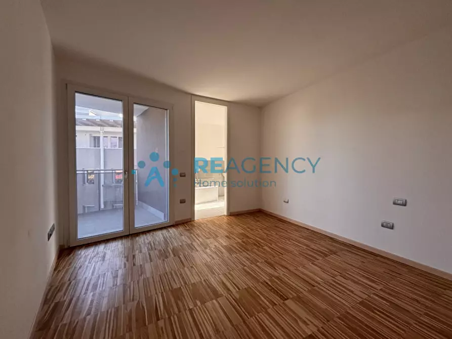 Immagine 31 di Attico in vendita  in Via Istria a Schio