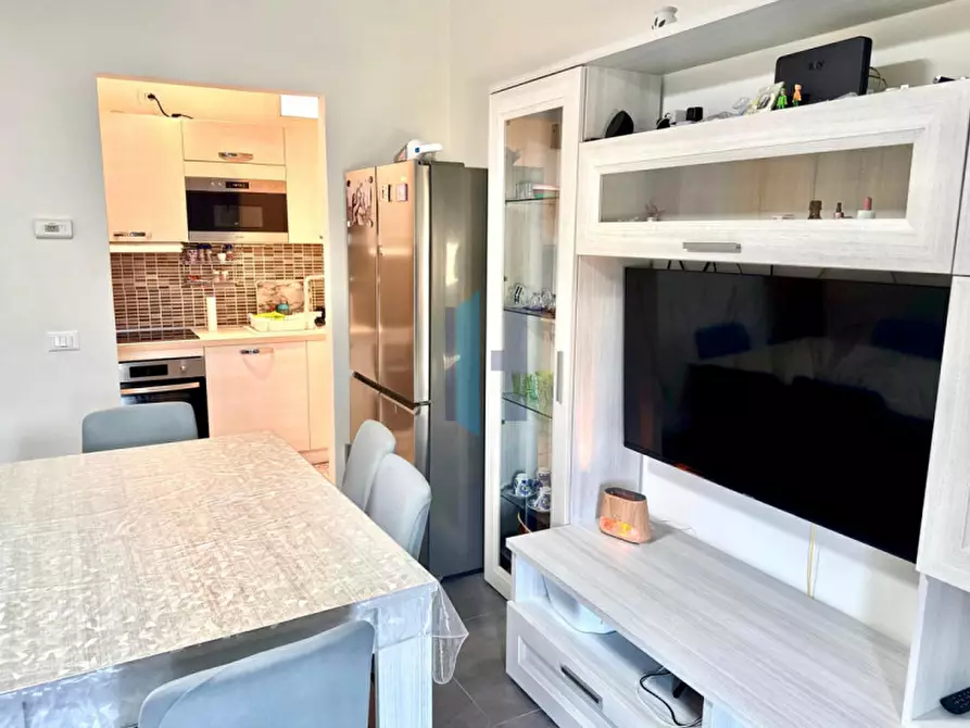 Immagine 2 di Appartamento in vendita  in via Cadizzoni 8 a Brescia